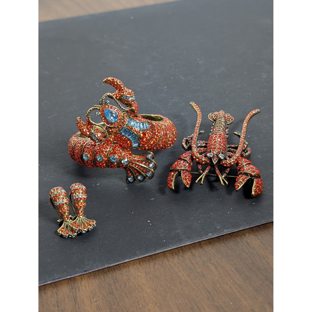 Heidi Daus "Maine Lobster" Brooch, Clamper, & Earring Set
